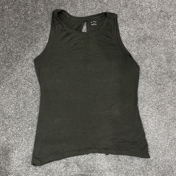 Halogen | Green Workout Tank - Picture 1 of 2